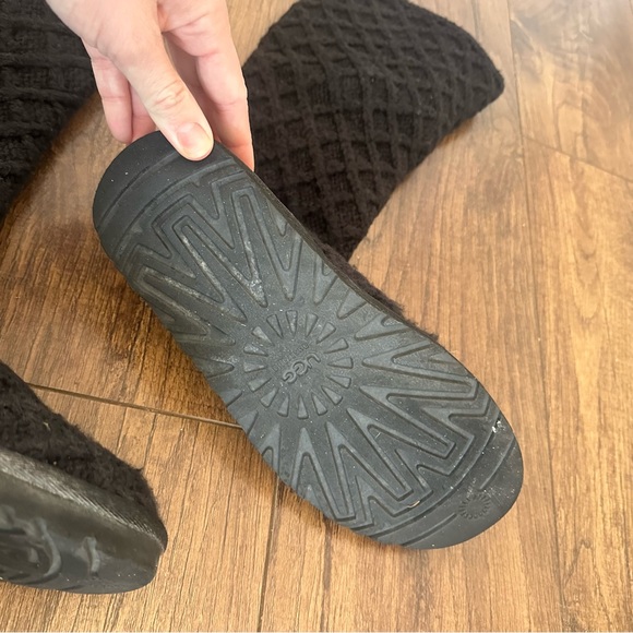 UGG Lattice Cardy Knit Boot - Picture 3 of 5
